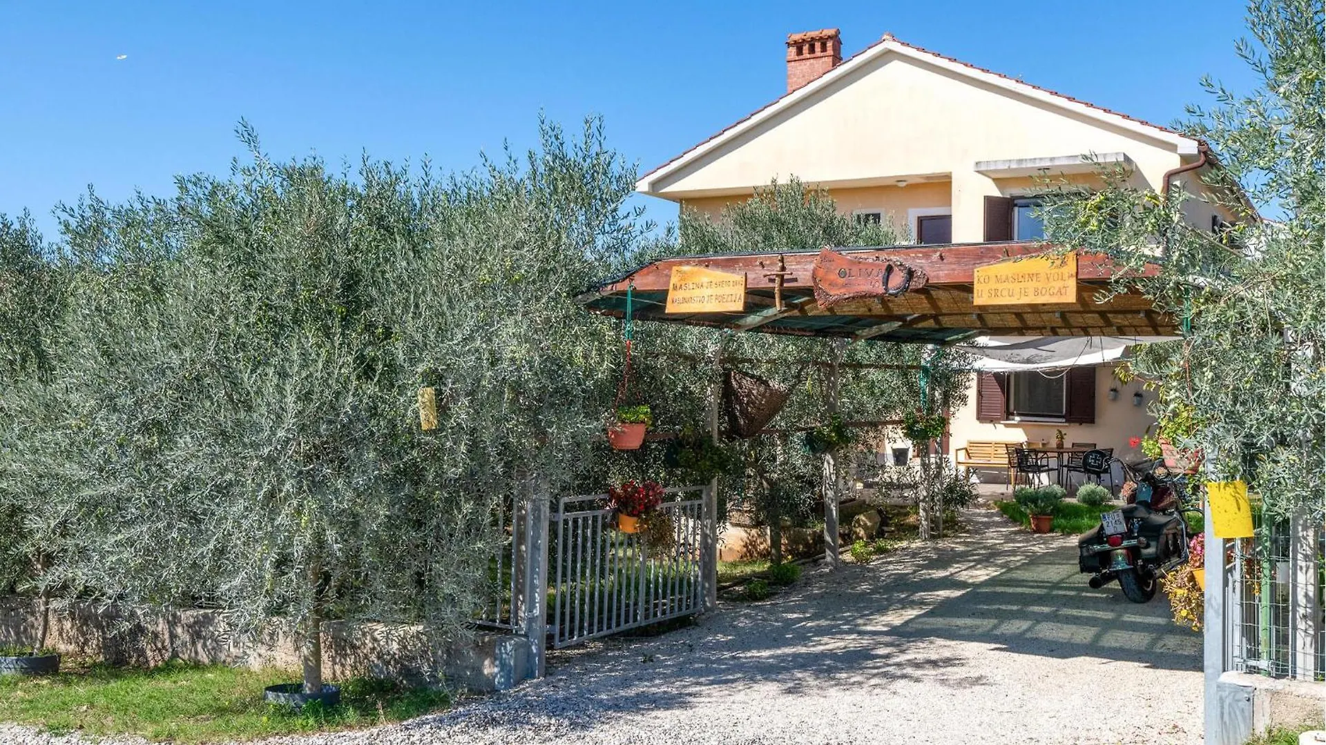 Gorgeous Apartment In Fazana With Wifi